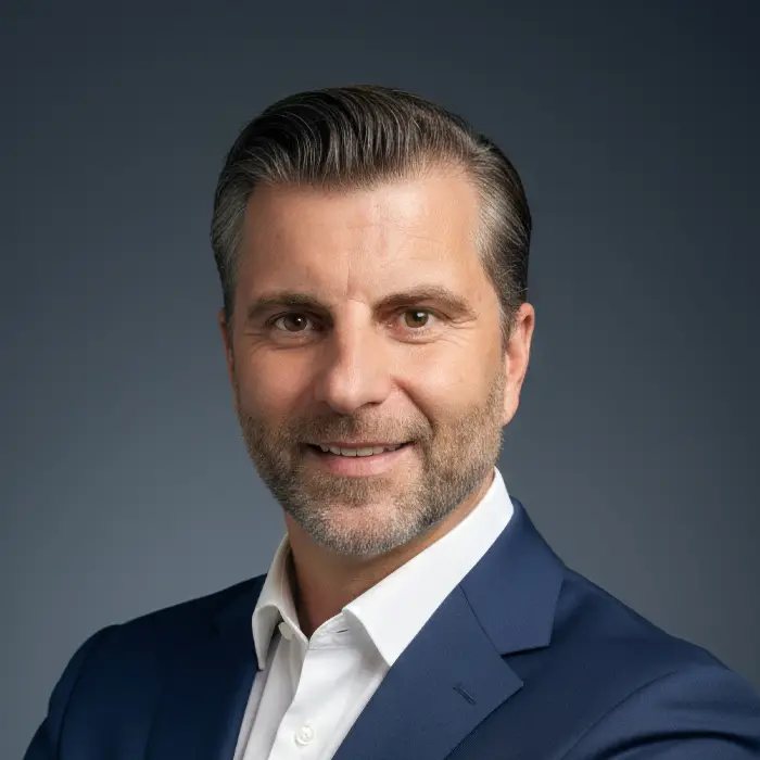 Portraitbild des Geschäftsführers Wolfgang Hägler